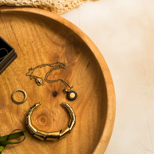 Elegant Clay Hairpin